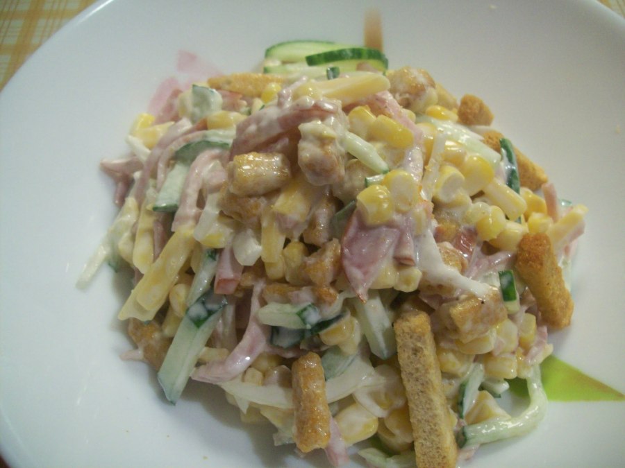 Салат капуста кириешки