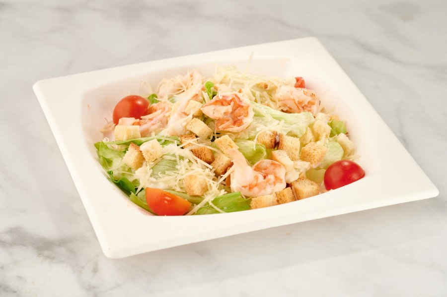 Ролл Цезарь с курицей и салатом