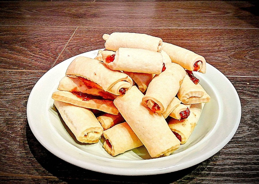Рулетики с повидлом