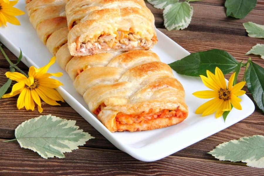 Пироги с рыбой из дрожжевого теста в духовке