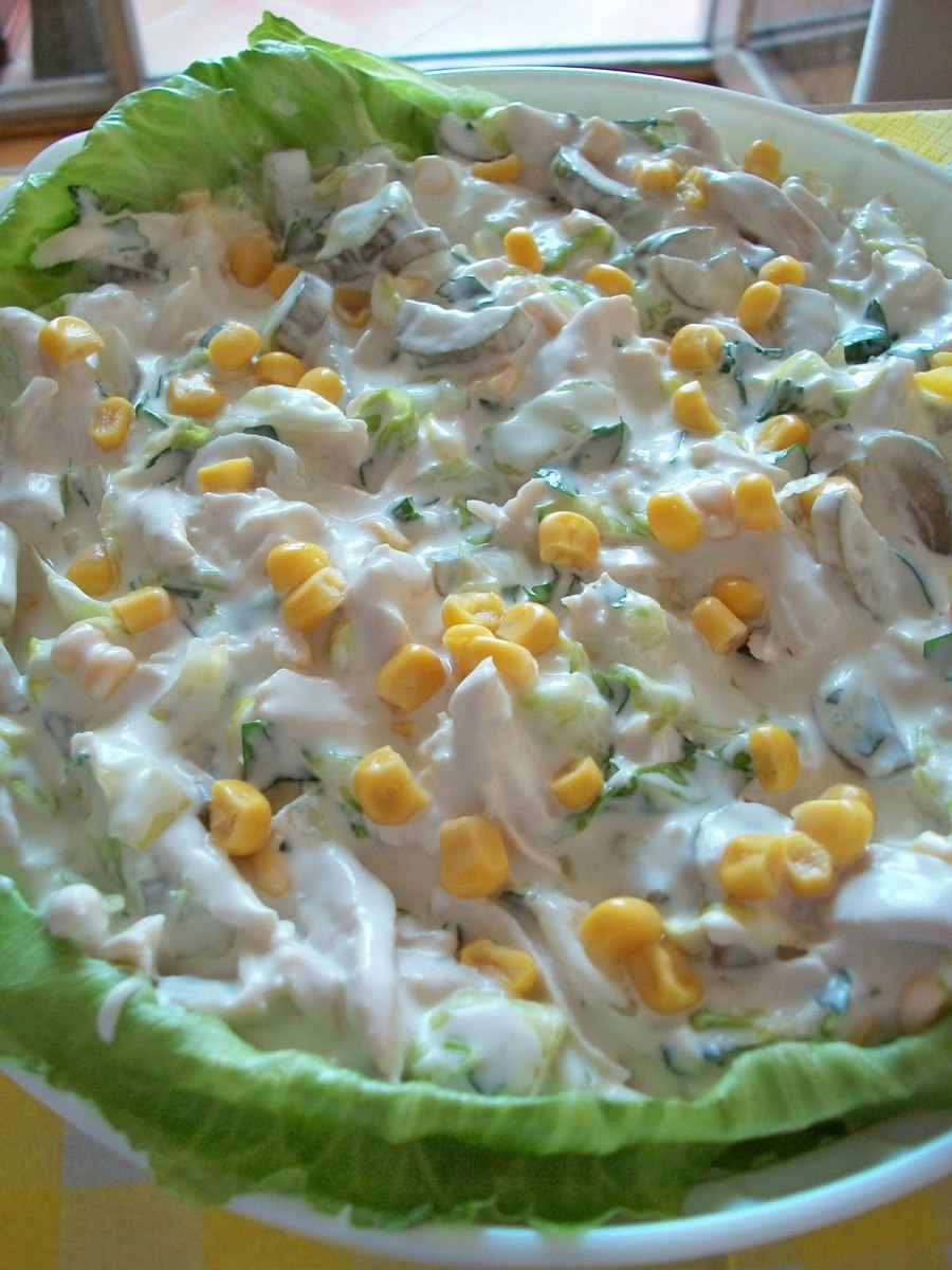 Салат с форелью