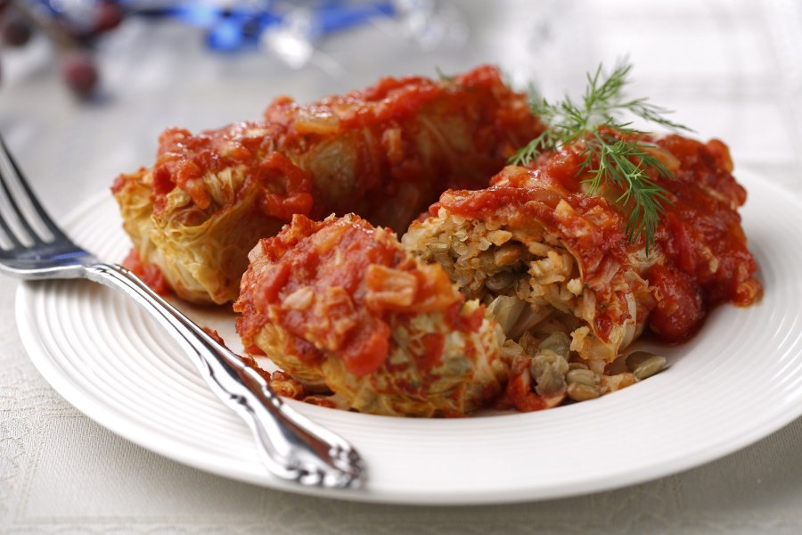 Голyбцы c гpибами и яйцaми