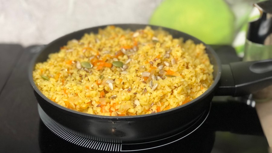 Булгур в тарелке