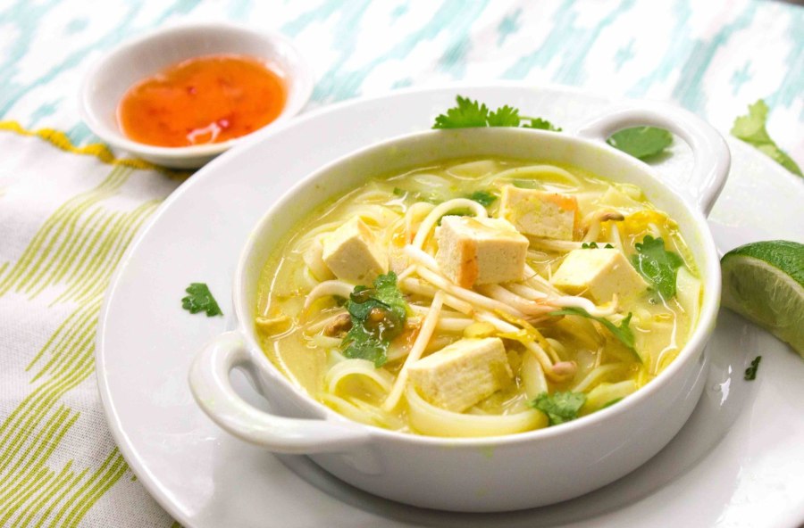 Суп из фрикаделек с вермишелью