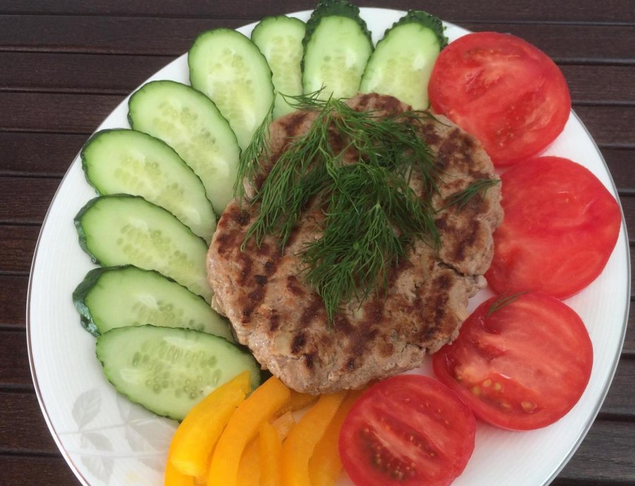 Плескавица по-сербски