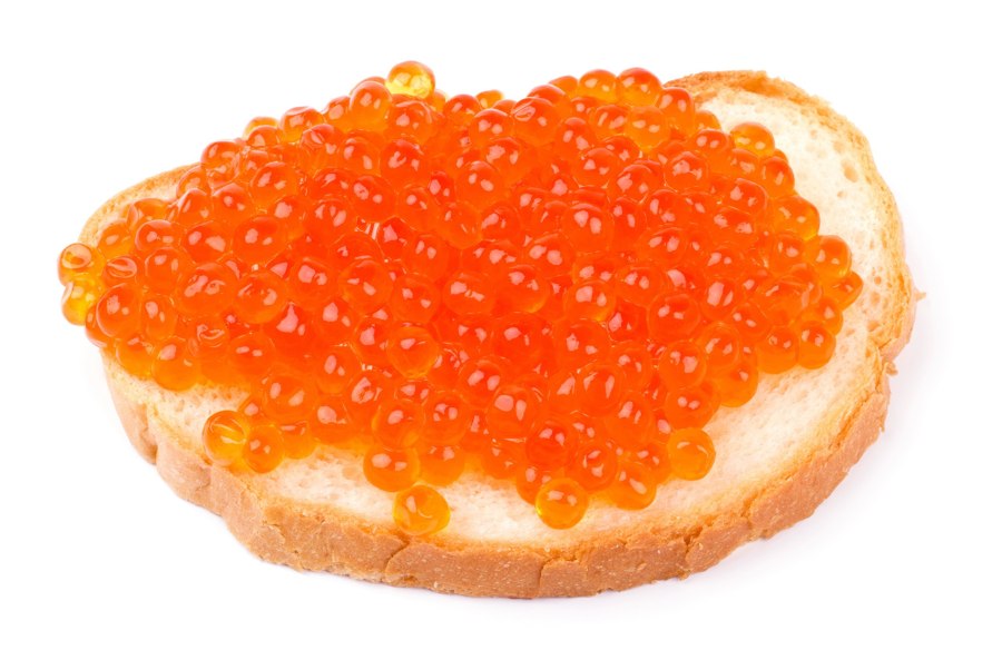 Бутерброды с красной икрой на праздничный стол
