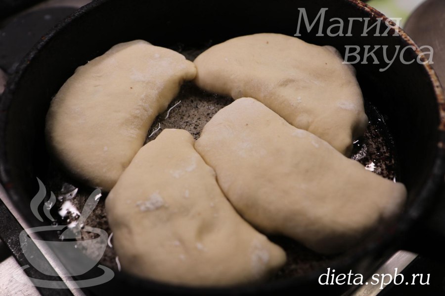 Советские пирожки с мясом