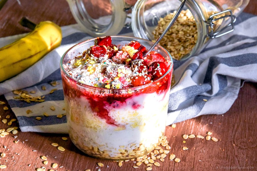 Овсянка в банке