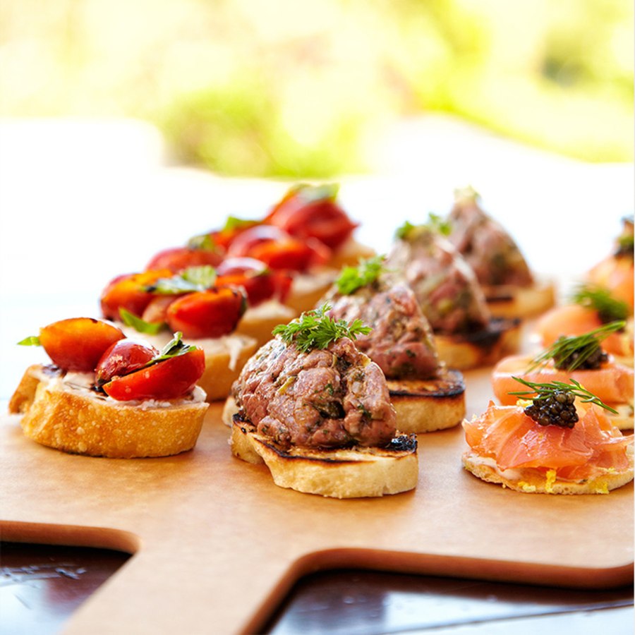 Паштет с брусничным соусом