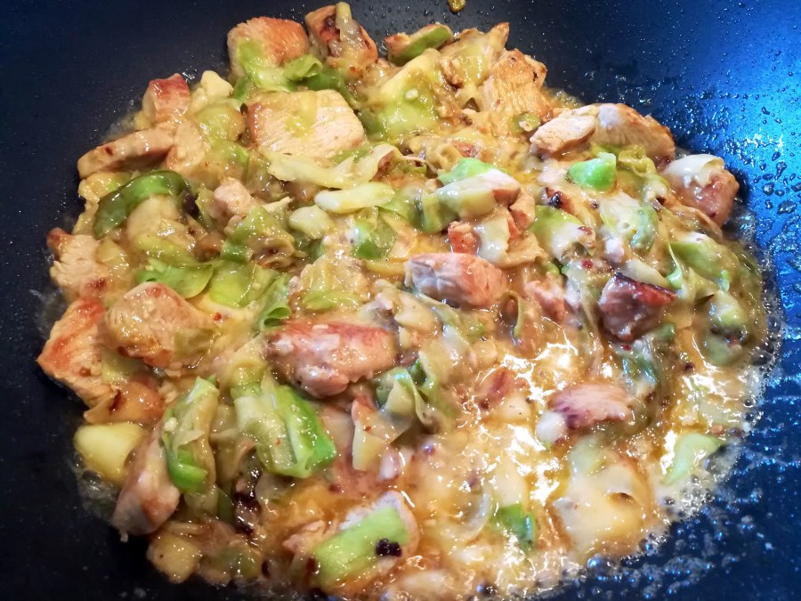 Индейка с кабачками в духовке