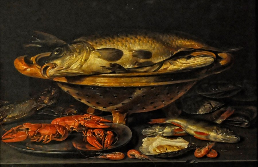 Рыбки в мусоре