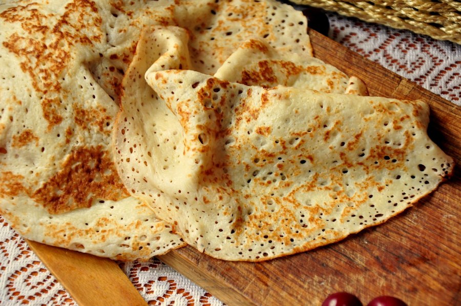 Блинчики тонкие с дырочками