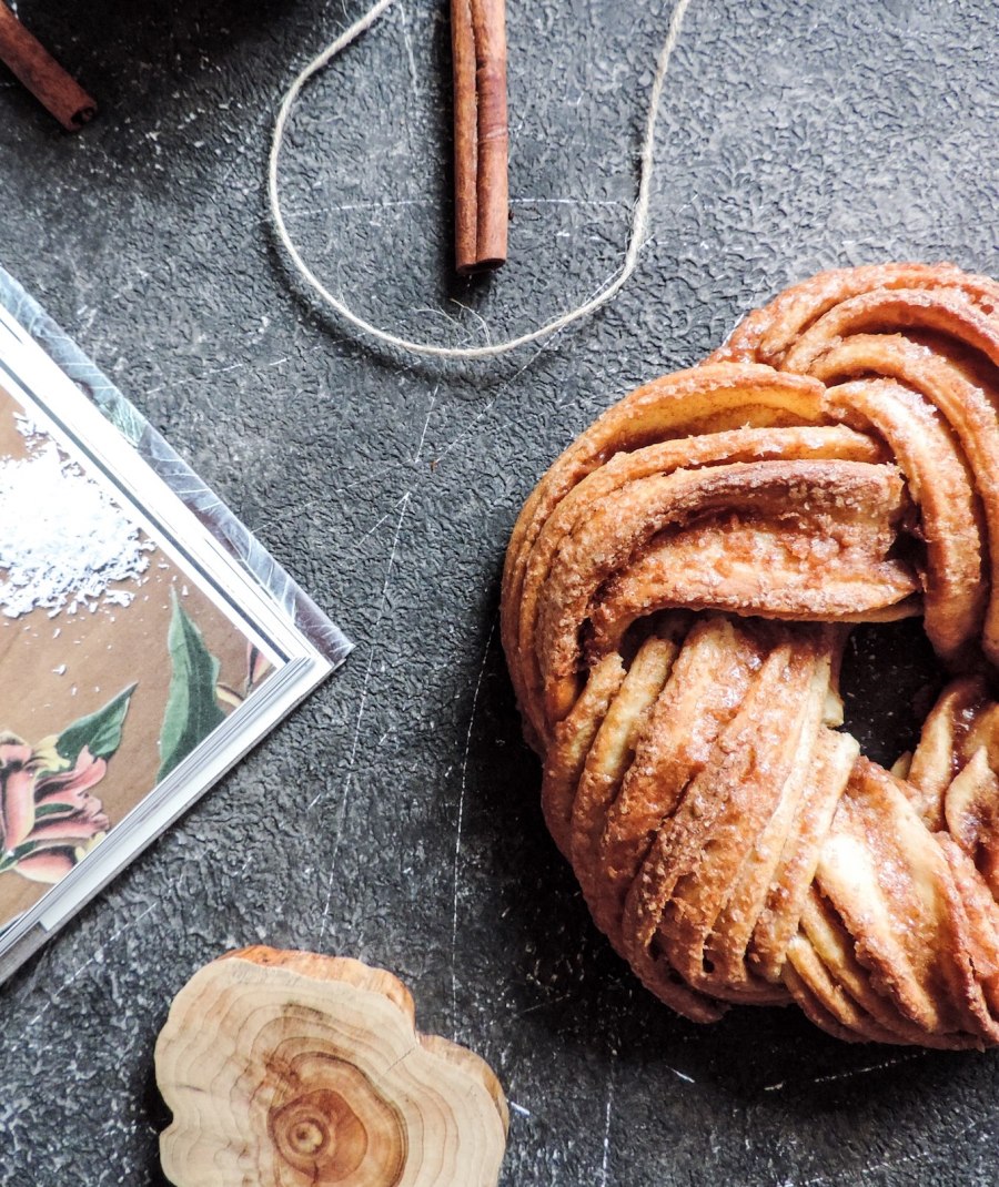 Булочка плетенка