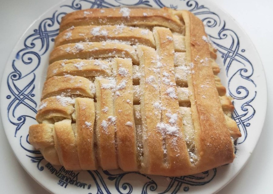 Булочка плетенка