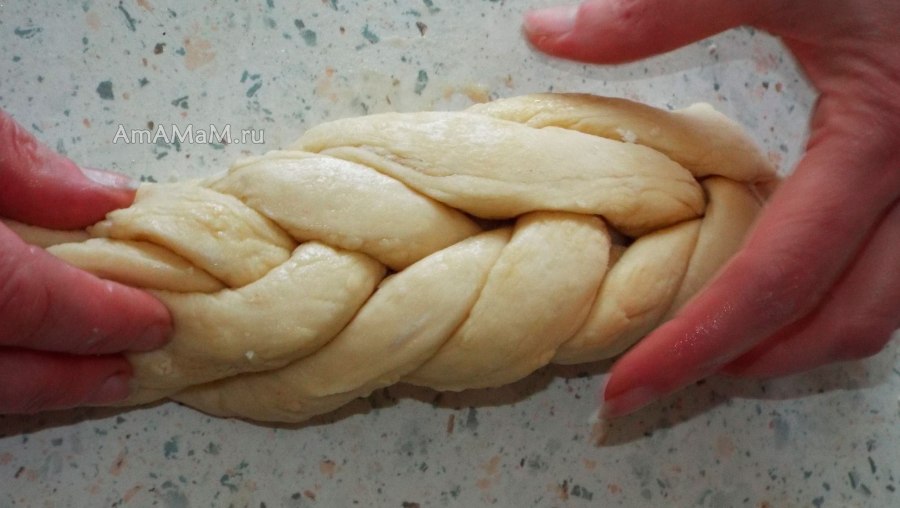 Косичка с теста