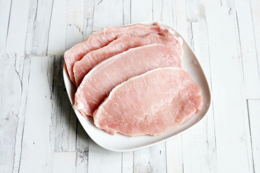 Тонкий кусок свинины