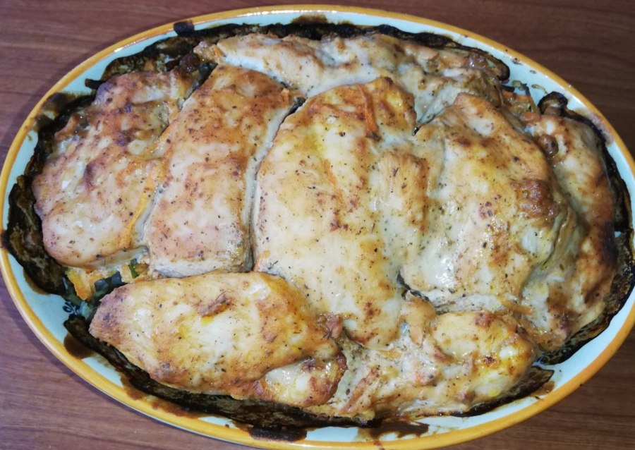 Кролик фрикасе в винном соусе