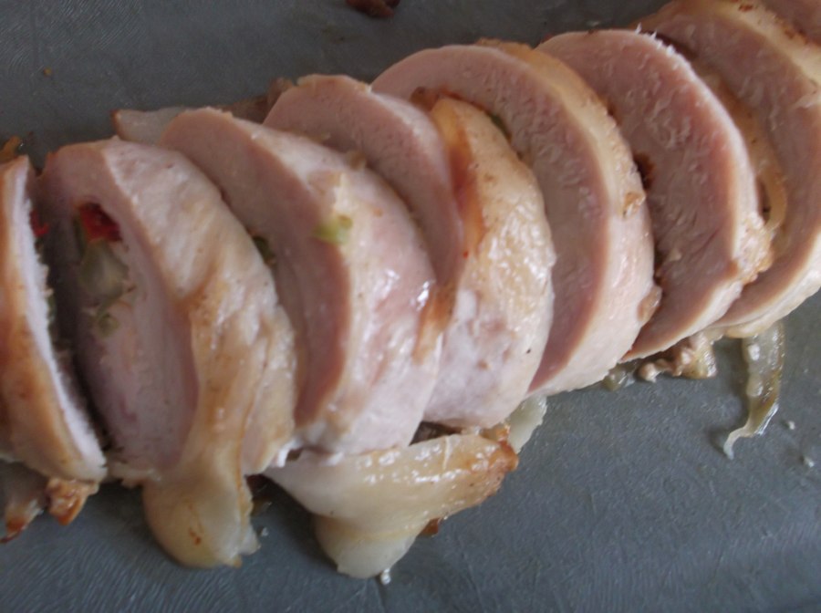 Филе индейки фаршированное