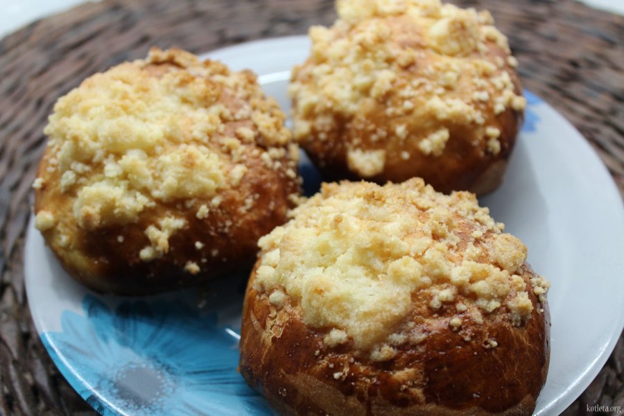 Слойки со штрейзелем от Калниной Наталья