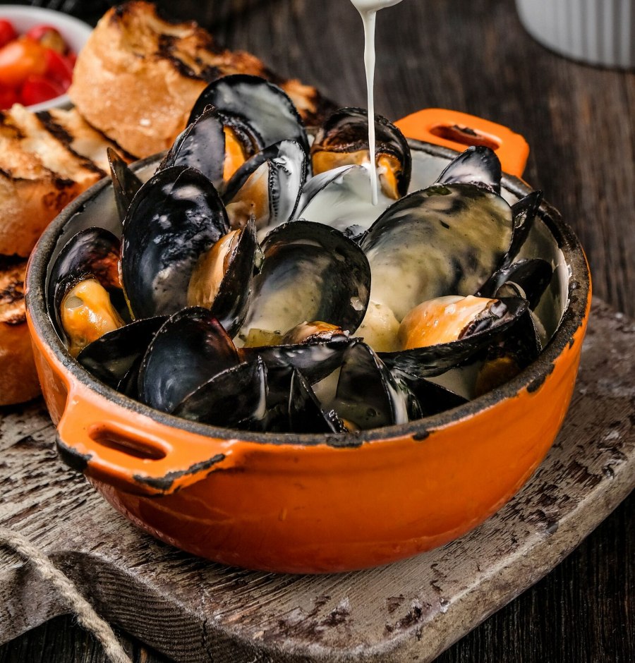 Мидии копченые в масле