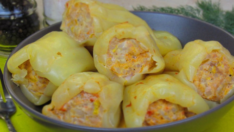 Перец болгарский фаршированный мясом
