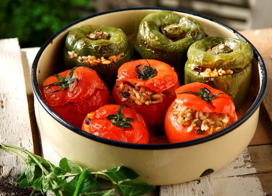 Перчики болгарские фаршированные