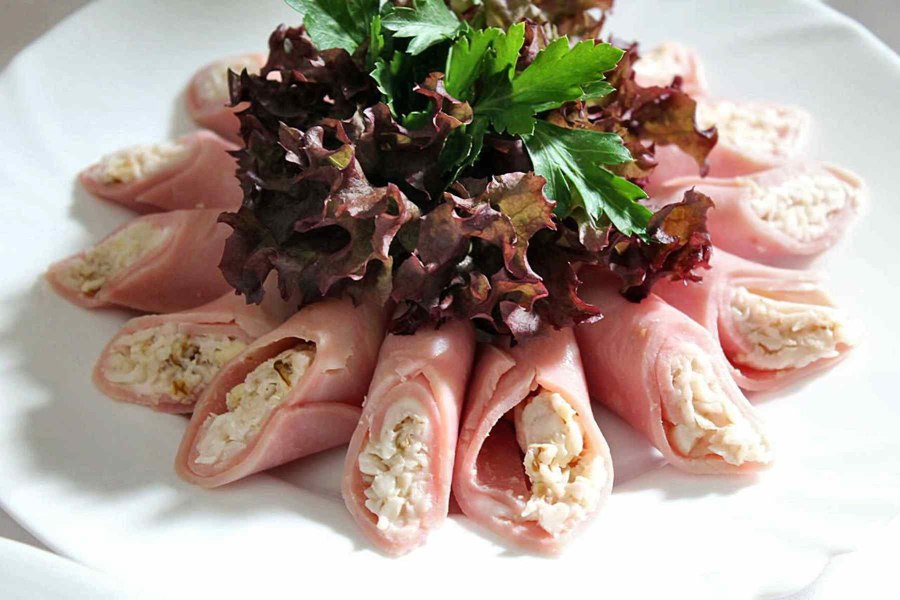 Ветчинные рулетики с сыром