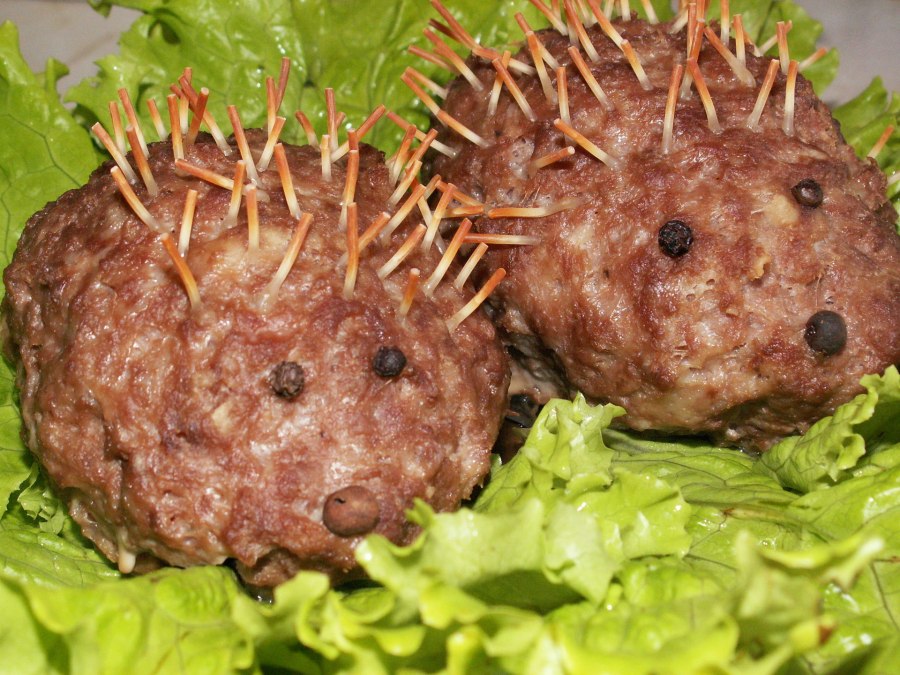 Ёжики из фарша в духовке
