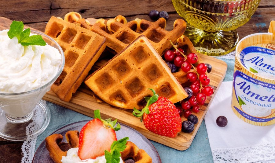 Эклеры с масляным кремом