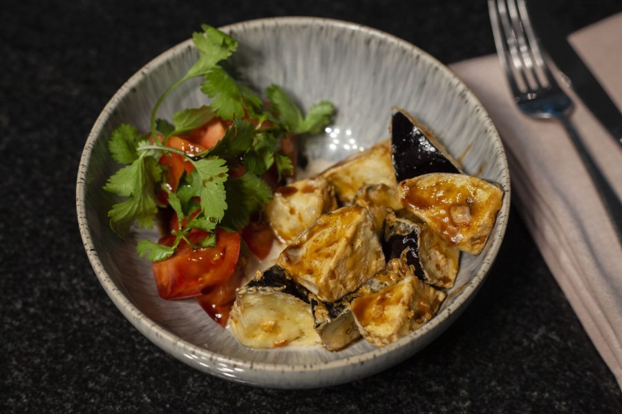 Ван Гог Казань салат хрустящий баклажан