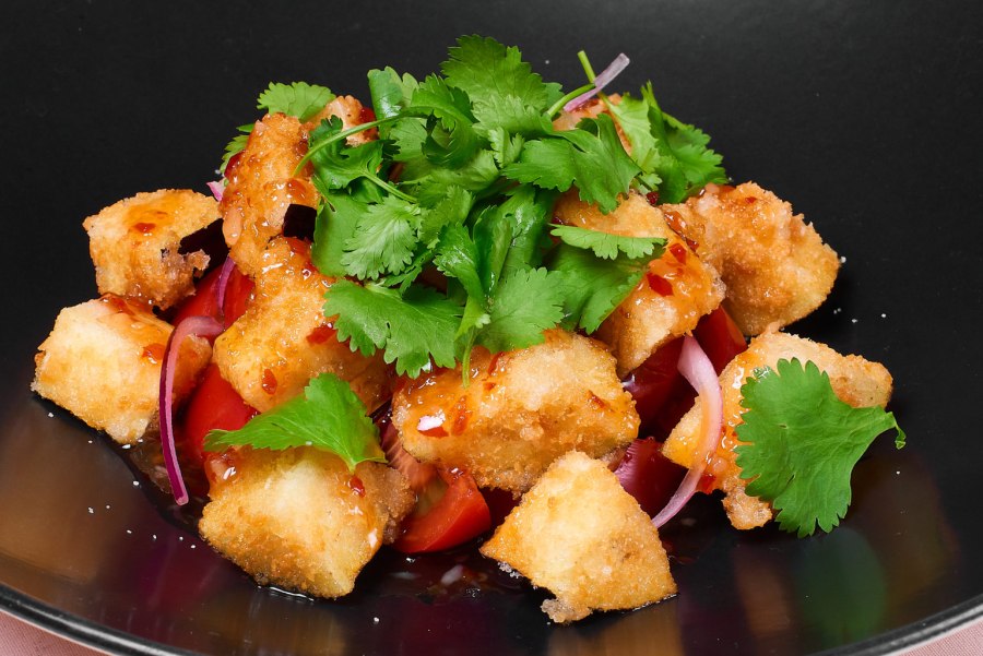 Салат с баклажанами Гинза