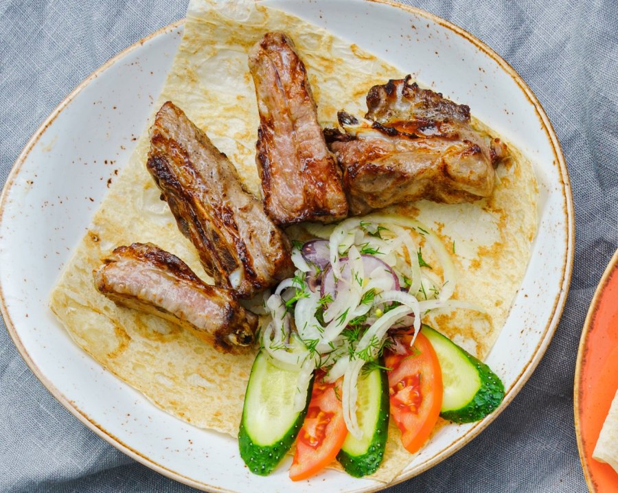 Рёбра свиные в духовке с картошкой