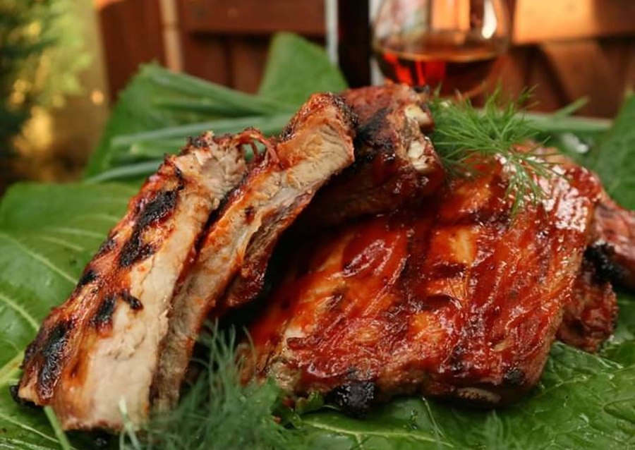 Свинина тушеная с подливкой