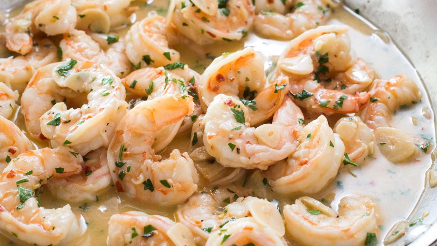 Креветки в сливочном соусе