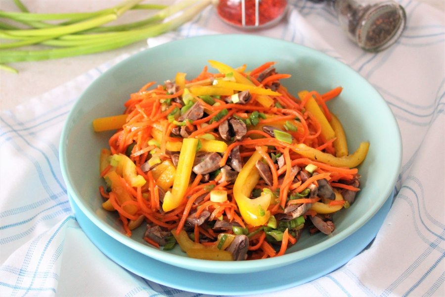 Закуска с корейской морковью