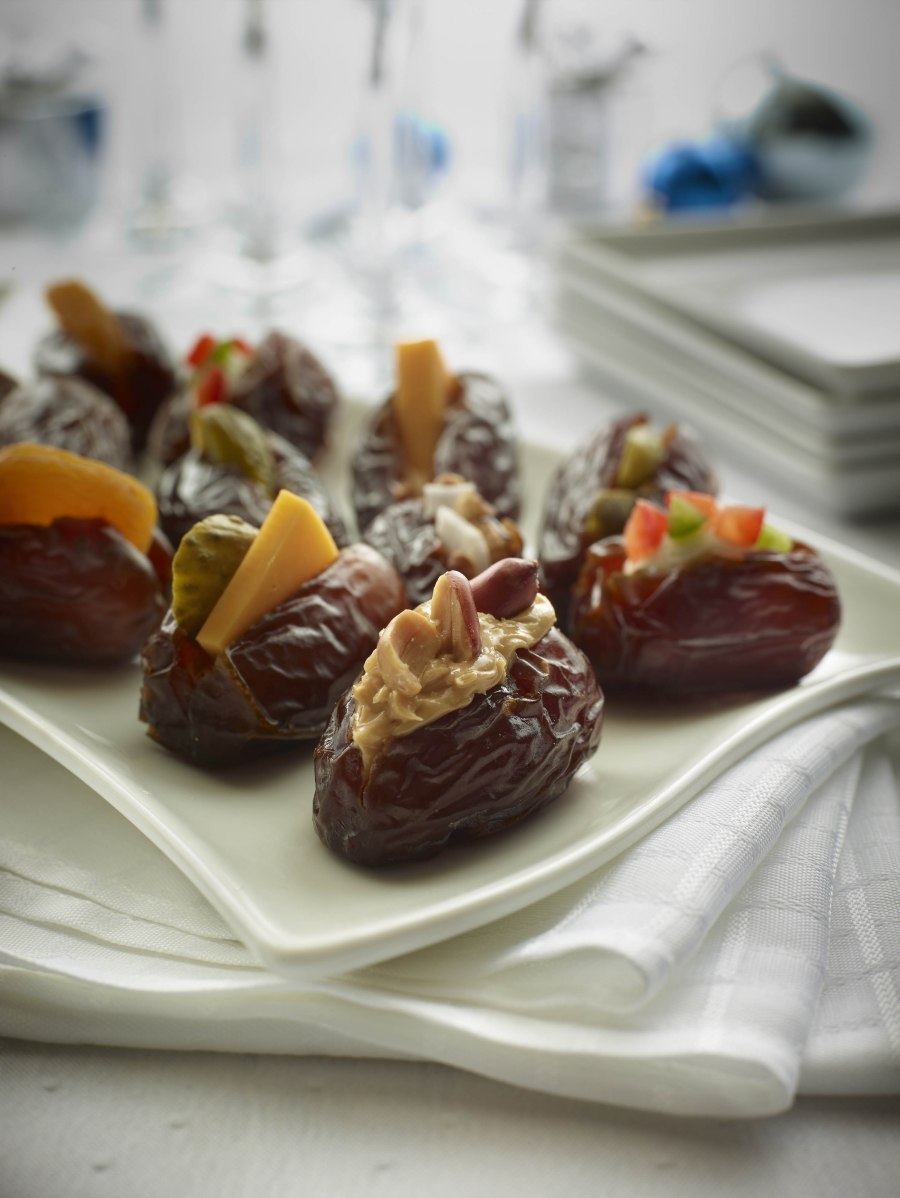 Закуска фаршированные финики