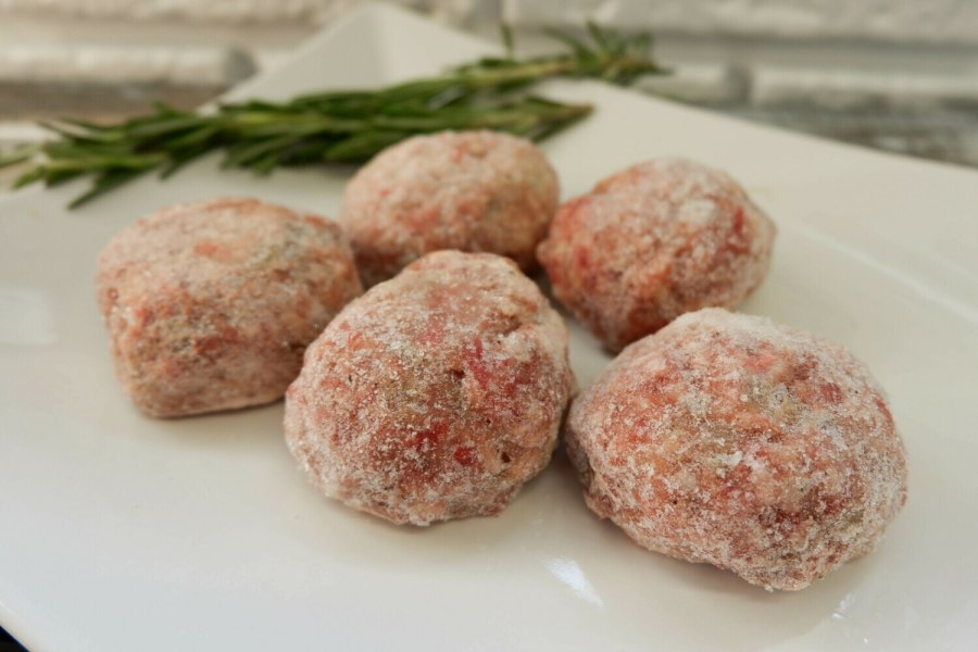 Тефтели на тарелке