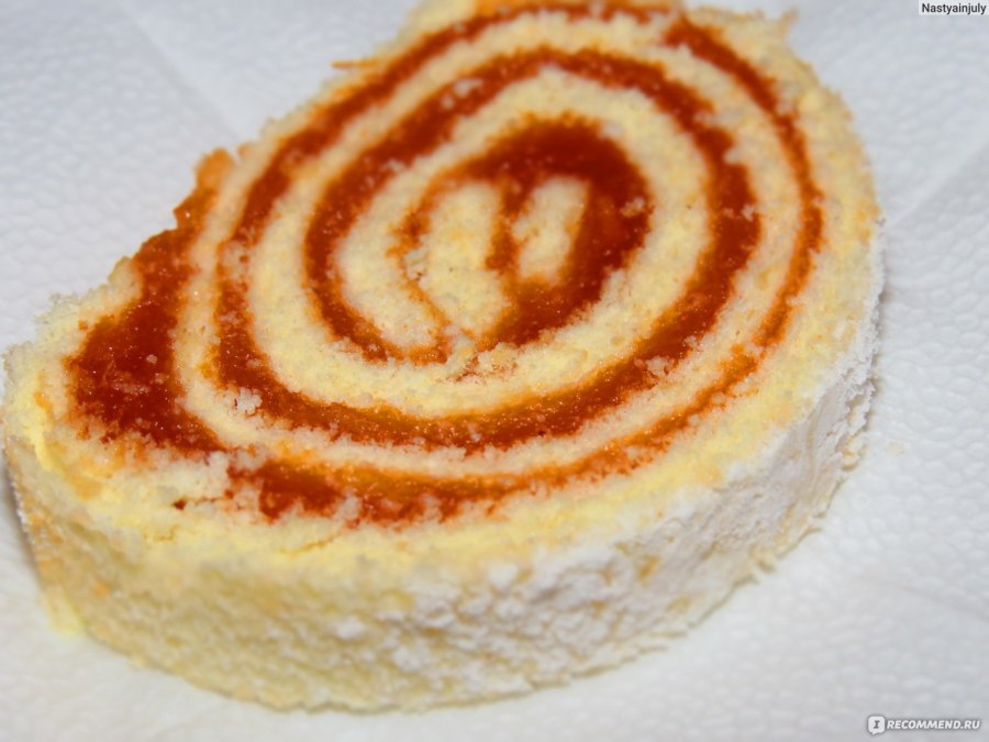 Рулет с абрикосами