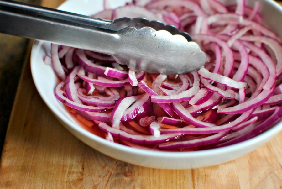 Шашлык с луком