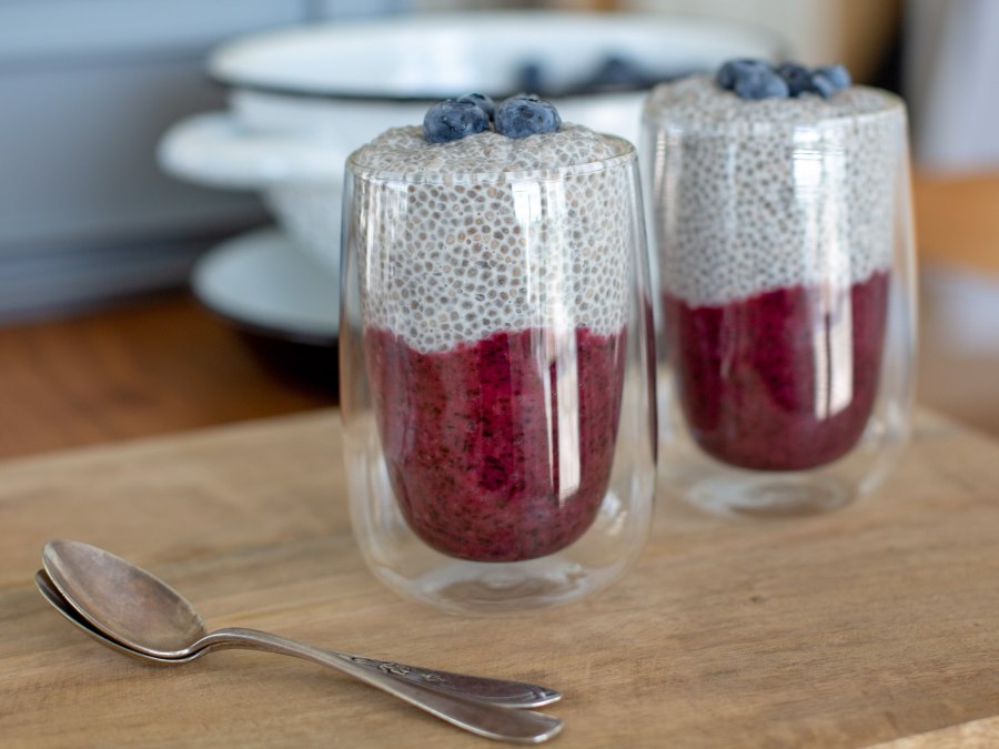 Чиа пудинг с клюквой