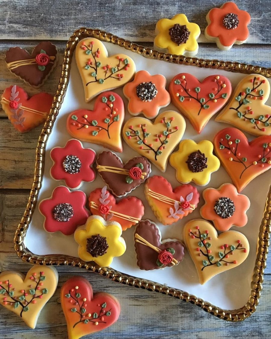 Имбирные пряники роспись глазурью