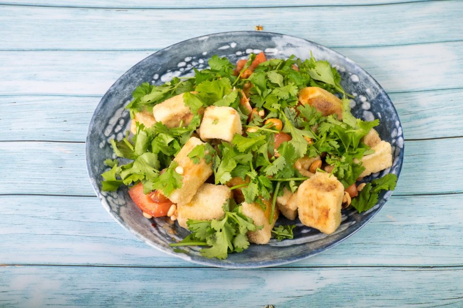 Салат с хрустящими баклажанами