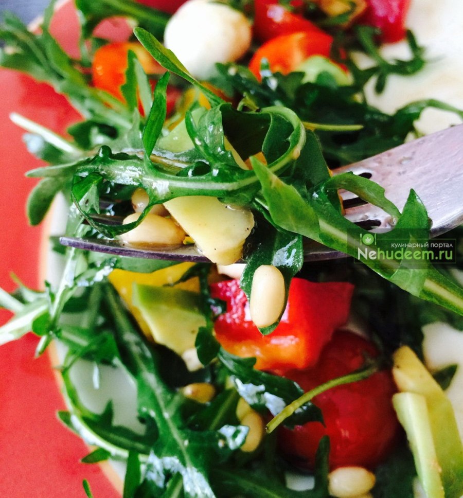 Салат с наршарабом