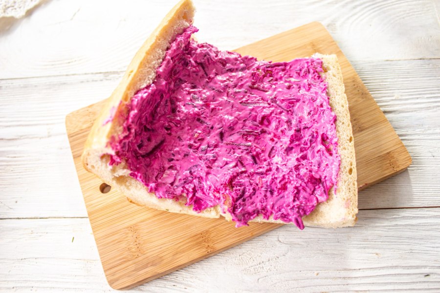 Сельдь в батоне