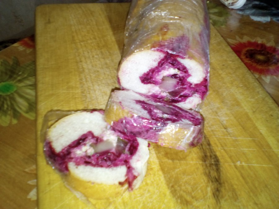 Сельдь под шубой на багете