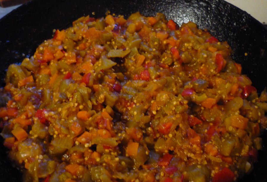 Икра баклажанная обжаренная