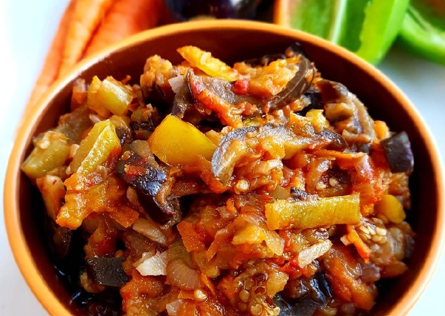 Икра баклажанная жареная