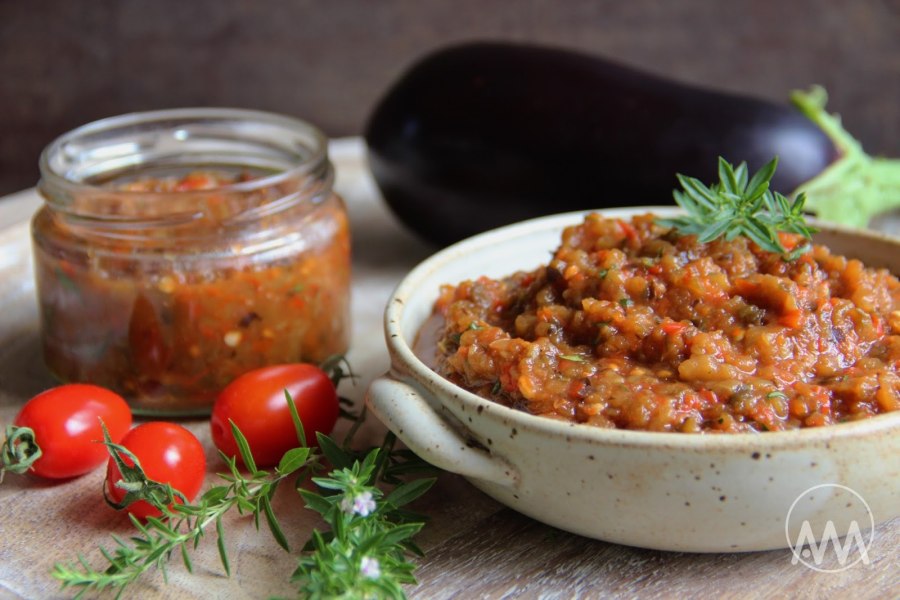 Баклажанная икра Джон Джоли