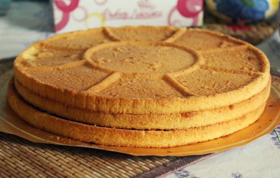 Вафельный торт со сгущенкой