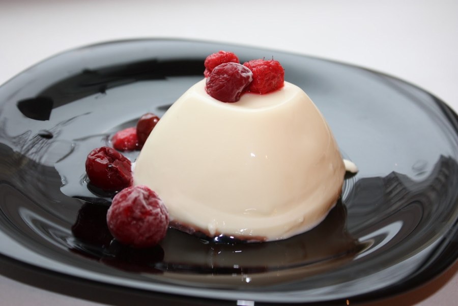 Панакота манго маракуйя